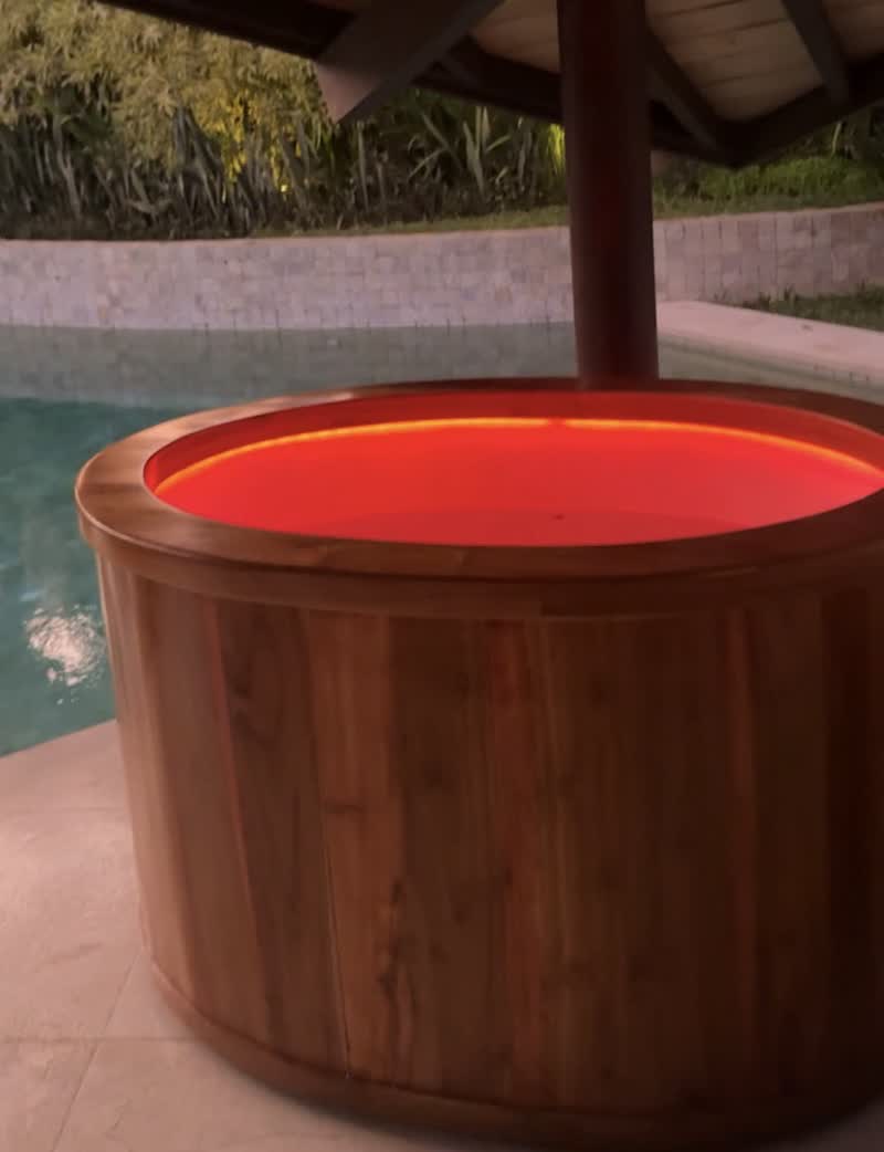 Teak cladding detail on a commercial ice bath in Bali
